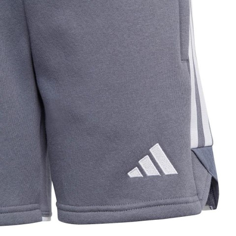 Spodenki adidas Tiro 23 League Sweat Jr HZ3014 Spodenki adidas Tiro 23 League Sweat Jr HZ3014