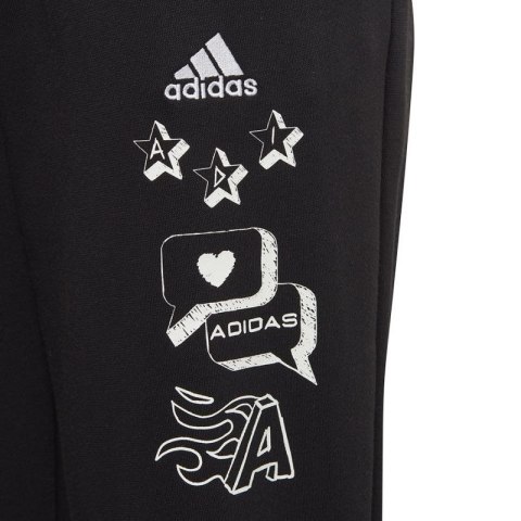 Spodnie adidas BLUV Q3 Pant Jr IA1552 Spodnie adidas BLUV Q3 Pant Jr IA1552