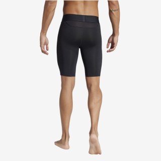 Spodenki adidas TechFit M JP1477