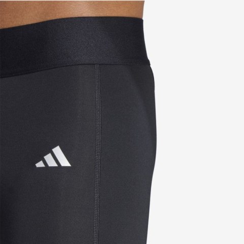Spodenki adidas TechFit M JP1477 Spodenki adidas TechFit M JP1477