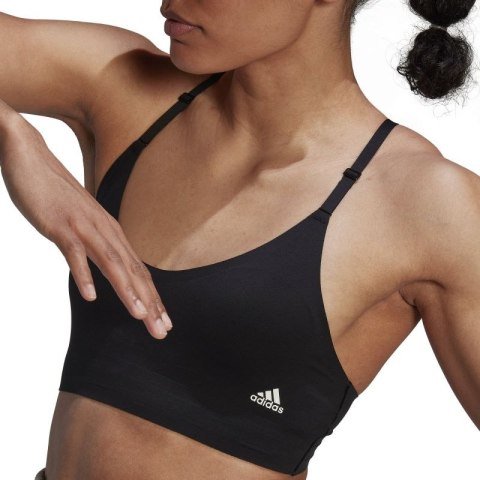 Stanik sportowy adidas PureLounge Light-Support Strappy Bra W HD0284 Stanik sportowy adidas PureLounge Light-Support Strappy Bra W HD0284