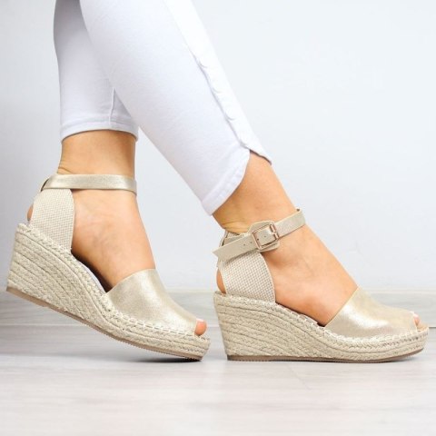 Sandały espadryle na koturnie eVento W EVE68A złote Sandały espadryle na koturnie eVento W EVE68A złote