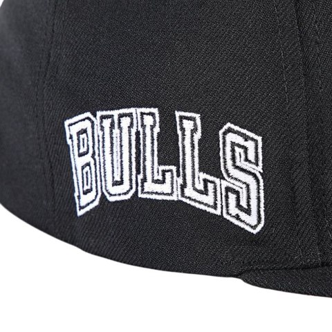 Czapka z daszkiem Mitchell & Ness Snapback NBA Chicago Bulls HS8547-CBUBLCK