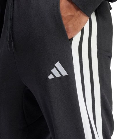 Spodnie adidas Essential 3-Stripes French Terry M JD1881