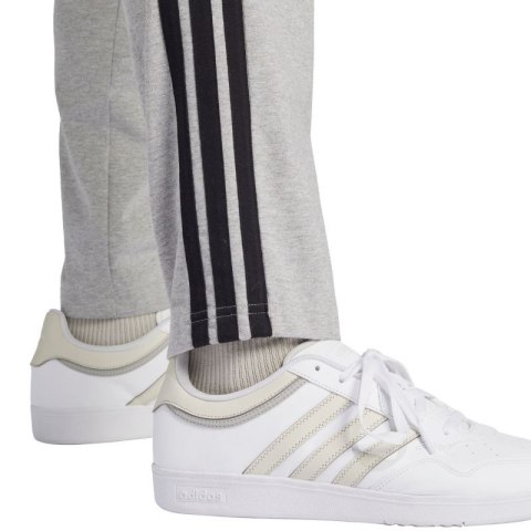 Spodnie adidas Essentials 3-Stripes Single Jersey M JE6428