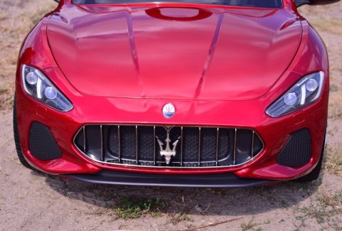 MASERATI GRANCABRIO MY18 Z AMORTYZATORAMI, PILOT, PANEL, RADIO FM, BLUETOOTH, LAKIER/S302 MASERATI GRANCABRIO MY18 Z AMORTYZATORAMI, PILOT, PANEL, RADIO FM, BLUETOOTH, LAKIER/S302