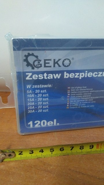 Zest.bezpieczników szklanych 120el. G02816